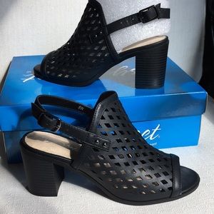 NEW ‘Easy Street’ heels